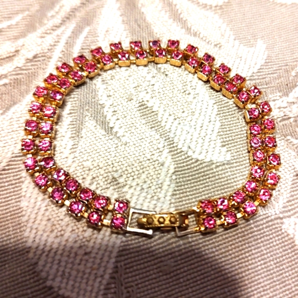 🩷 Radiant Vtg Double Strand Gold & Sparkling Pink Rhinestone Tennis Bracelet